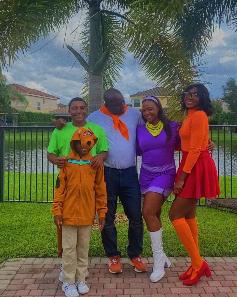 Gauff family cosplaying Scoobydoo characters